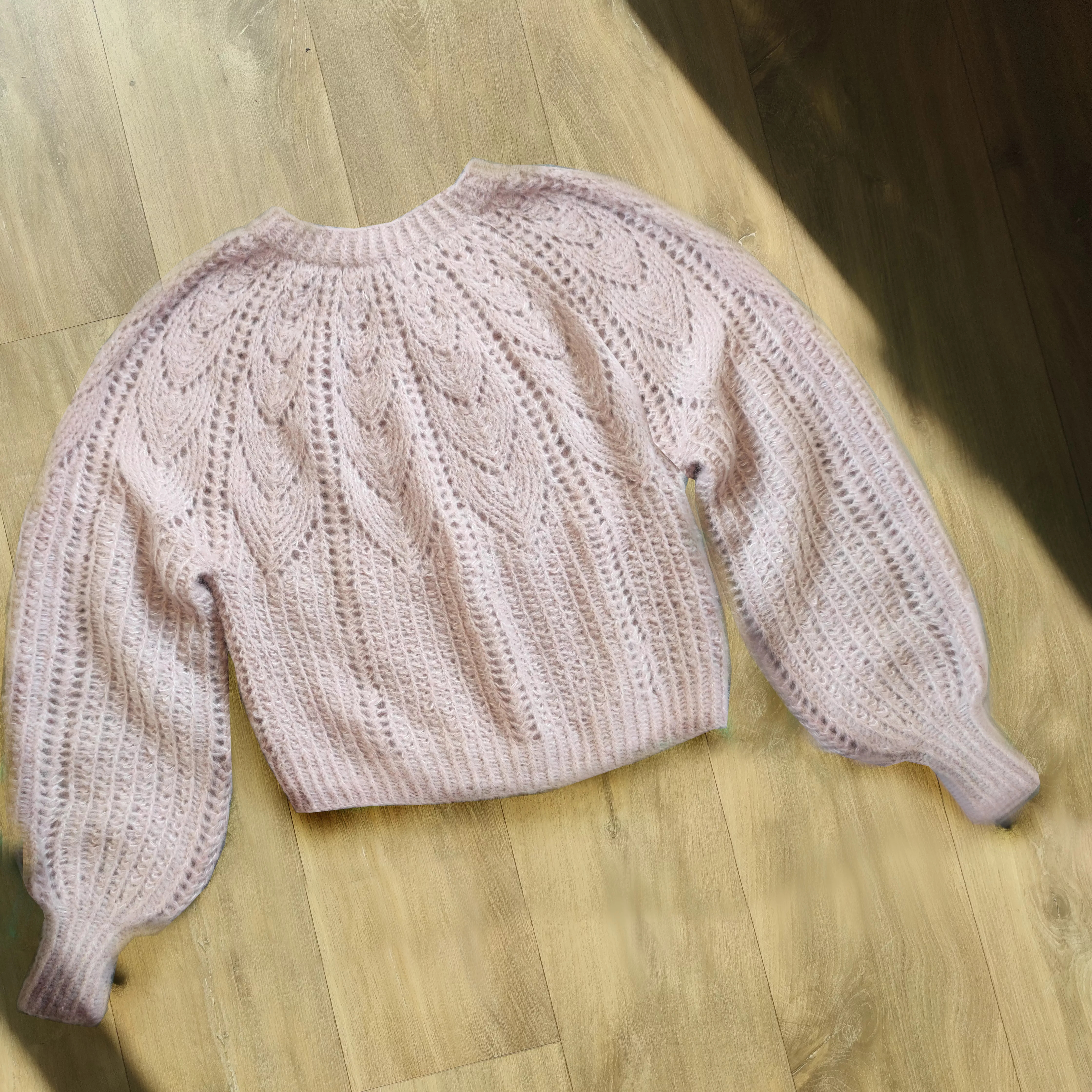 Rose leaves Sweater Terrifiknits