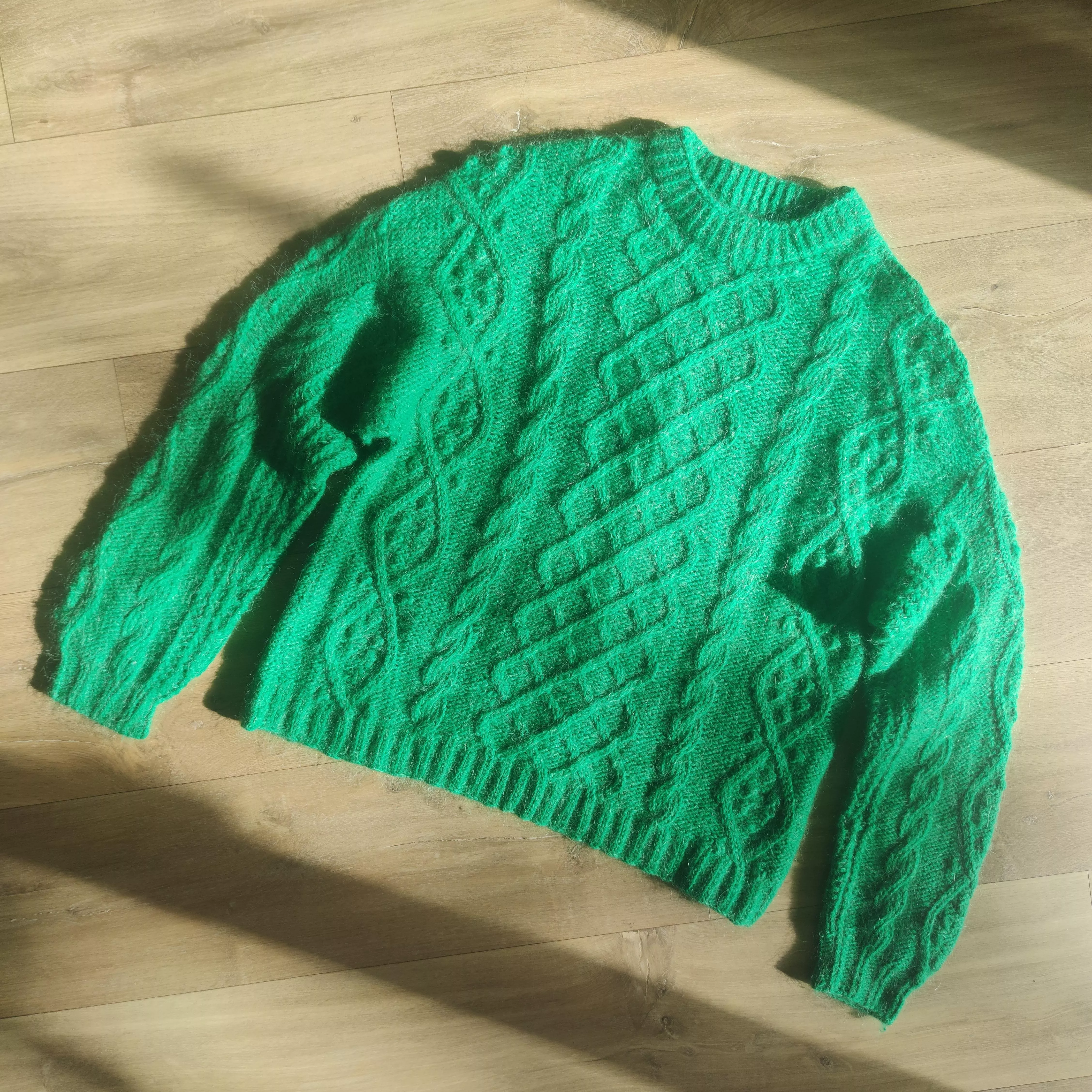 Twisted cables Sweater Terrifiknits